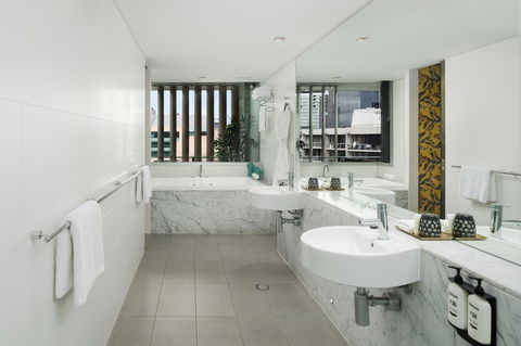 Ovolo The Valley Brisbane - Holiday Byron Bay 1