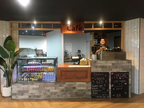Woodroffe Hotel - Holiday Byron Bay 3