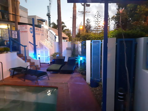 Surfers Beach Resort One - Holiday Byron Bay 10