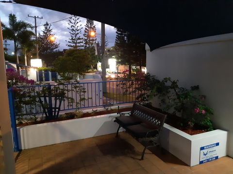 Surfers Beach Resort One - Holiday Byron Bay 12