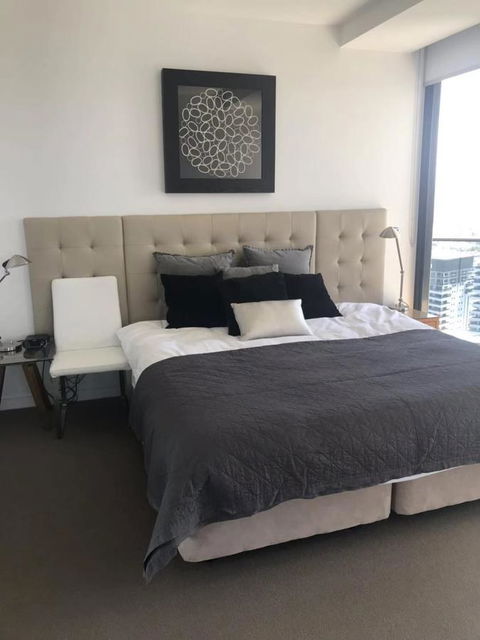 Luxury 3 Bedroom In Heart Of Broadbeach - Holiday Byron Bay 19