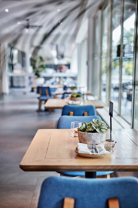 Novotel Cairns Oasis Resort - Holiday Byron Bay 19