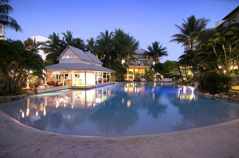 Novotel Cairns Oasis Resort - Holiday Byron Bay 28
