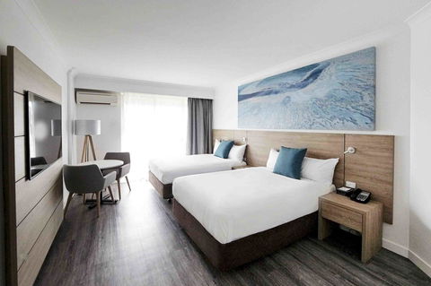 Novotel Cairns Oasis Resort - Holiday Byron Bay 17
