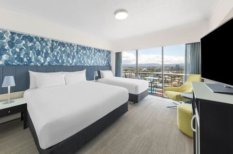 Vibe Hotel Gold Coast - Holiday Byron Bay 18