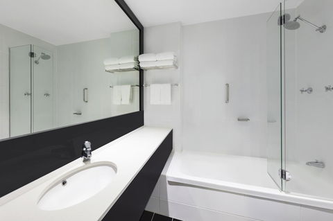 Vibe Hotel Gold Coast - Holiday Byron Bay 13