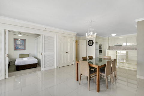 Moroccan Resort - HR Surfers Paradise - Holiday Byron Bay 32