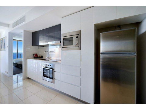 H Star Residences-- Paradise Stayz - Holiday Byron Bay 10