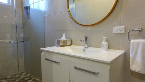 Blue Summit Hideaway - Holiday Byron Bay 34