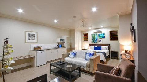 Blue Summit Hideaway - Holiday Byron Bay 15