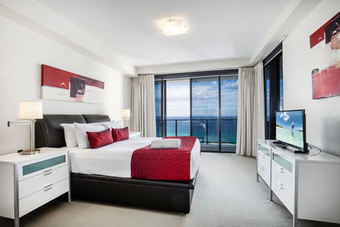 Ultra Broadbeach - Holiday Byron Bay 13