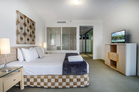 Ultra Broadbeach - Holiday Byron Bay 37