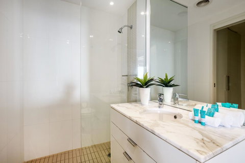 Ultra Broadbeach - Holiday Byron Bay 29