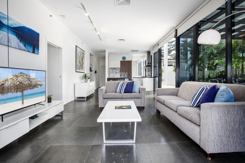 Ultra Broadbeach - Holiday Byron Bay 23