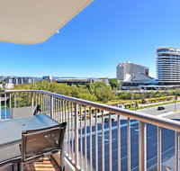 Broadbeach Travel Inn Apartments - Holiday Byron Bay