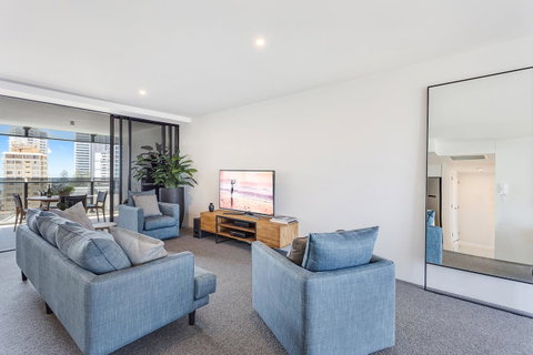 Holiday Holiday Circle On Cavill Apartments - Holiday Byron Bay 8
