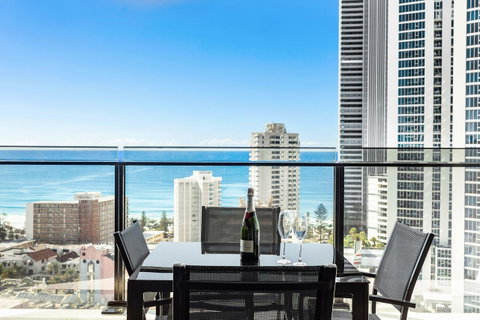 Holiday Holiday Circle On Cavill Apartments - Holiday Byron Bay 16