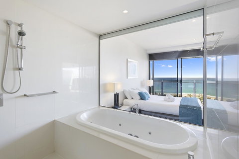 Holiday Holiday Circle On Cavill Apartments - Holiday Byron Bay 14