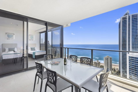 Holiday Holiday Circle On Cavill Apartments - Holiday Byron Bay 3