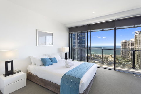 Holiday Holiday Circle On Cavill Apartments - Holiday Byron Bay 12
