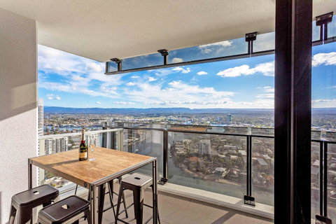 Holiday Holiday Circle On Cavill Apartments - Holiday Byron Bay 22