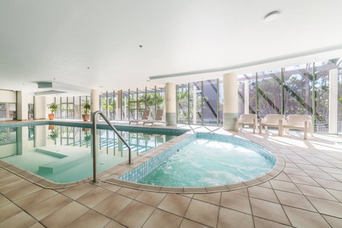 The Meriton Apartments On Main Beach - Holiday Byron Bay 33