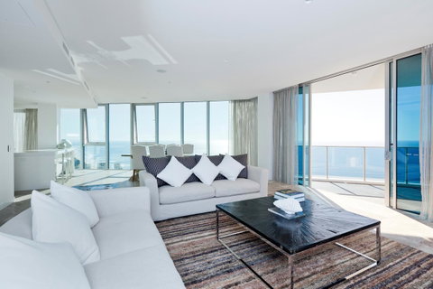Hilton Surfers Paradise Residences - Holiday Byron Bay 31