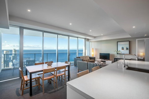 Hilton Surfers Paradise Residences - Holiday Byron Bay 37