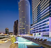 Hilton Surfers Paradise Residences - Holiday Byron Bay