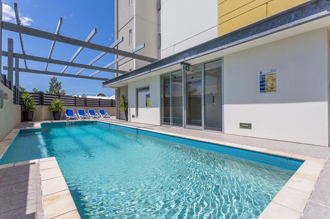 Oxygen Apartments - Holiday Byron Bay 10
