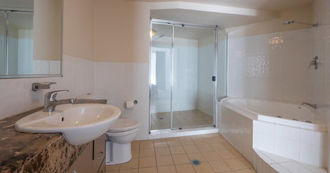 Broadbeach Savannah Resort - Holiday Byron Bay 11