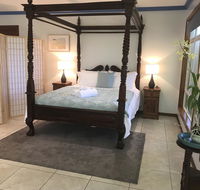 Taj on Byrnes - Private Luxury Apartment Mareeba - Holiday Byron Bay