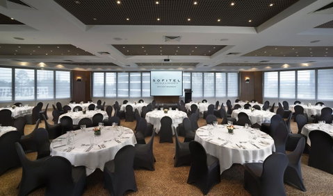 Sofitel Gold Coast Broadbeach - Holiday Byron Bay 28