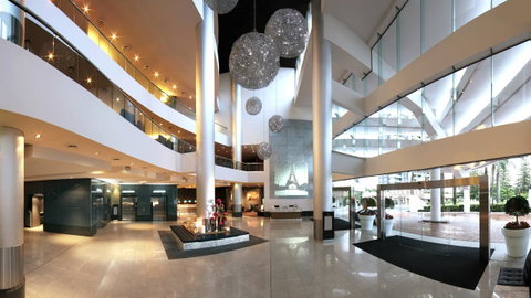 Sofitel Gold Coast Broadbeach - Holiday Byron Bay 10