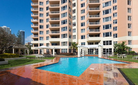 Belle Maison Apartments - Official - Holiday Byron Bay 38