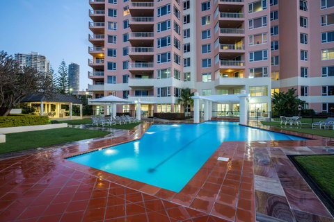 Belle Maison Apartments - Official - Holiday Byron Bay 12