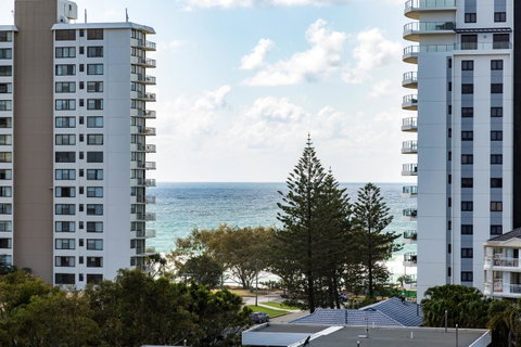 Belle Maison Apartments - Official - Holiday Byron Bay 1