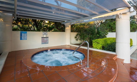 Belle Maison Apartments - Official - Holiday Byron Bay 18