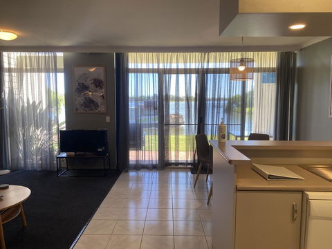 Waterside Holiday Rentals Unit 31 - Holiday Byron Bay 2