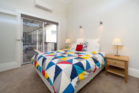 Waterstreet Apartment - Holiday Byron Bay 0