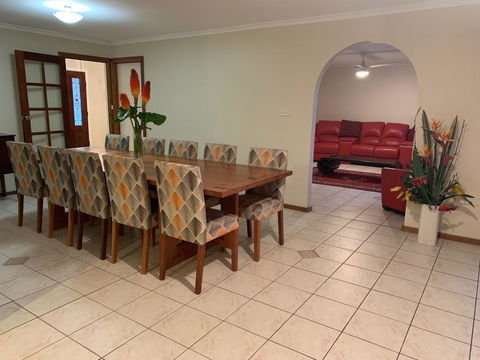 Watervale Hotel Guesthouse - Holiday Byron Bay 1
