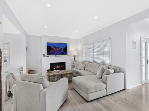 Waterview Beach House - Holiday Byron Bay 2