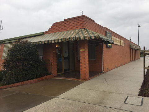 Wedderburn Goldseeker Motel - Holiday Byron Bay 1