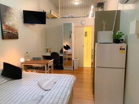 Westside Studio Apartments - Holiday Byron Bay 1