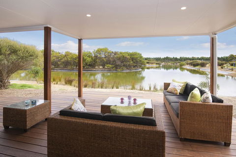 Wharfedale - Holiday Byron Bay 2