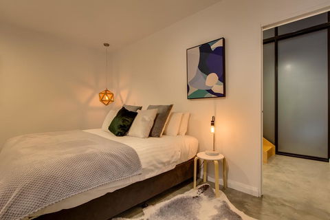 White Room Apartments - Holiday Byron Bay 1