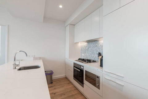 Whitehorse Tower 2 Bedroom 2 Bath - Holiday Byron Bay 2