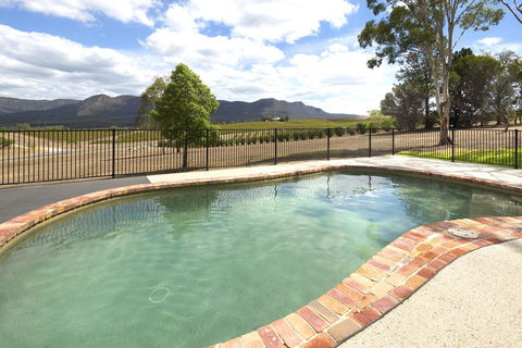 Worthington's Guest Cottage - Holiday Byron Bay 1