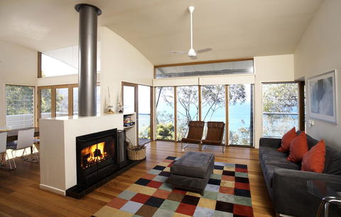 Wye View Architecturally Designed Stunning Views - Holiday Byron Bay 0