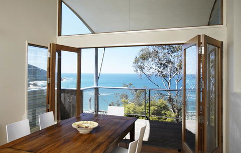 Wye View Architecturally Designed Stunning Views - Holiday Byron Bay 1